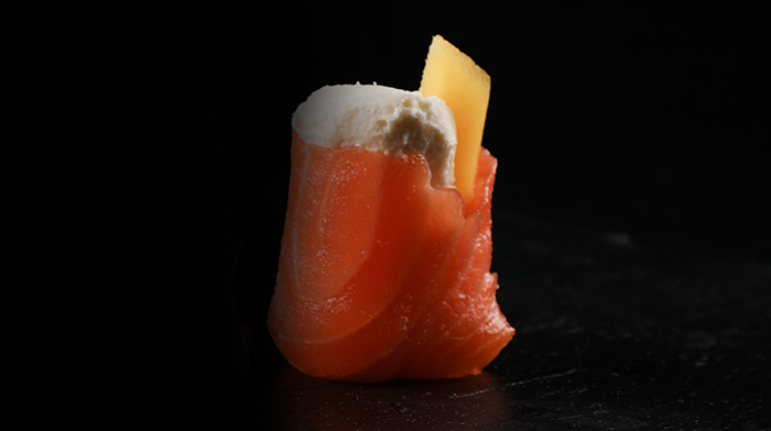 Geishas de Salmón y Mango